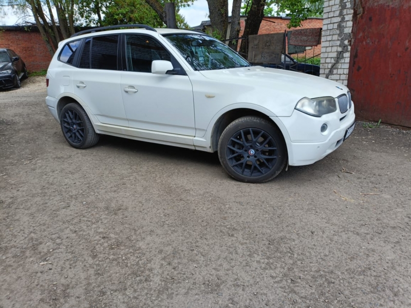 ������ BMW X3, 2008�